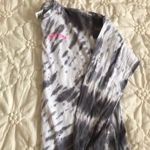 ❌SOLD❌Victoria’s Secret PINK Long Sleeve Tee